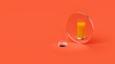 Bir bardaktaki portakal suyu stüdyodaki kırmızı arka plandaki aynaya yansıyor, metin, ikon, metafor için yer