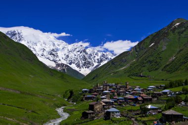 Muhteşem Gürcistan: Svaneti'nın dağlarında yürüyüş