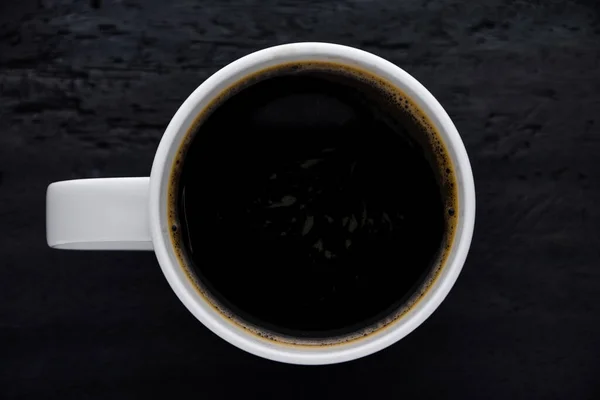 Káva Bílém Šálku Černém Dřevěném Stole Pozadí Černá Káva Bílém — Stock fotografie
