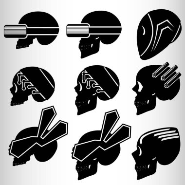 Siber punk tarzında dokuz kafatası seti. Amblemler, dövmeler, sayborg kafatası. Siber punk tarzında dokuz amblem, implantlı kafatasları. Vektör illüstrasyonu.