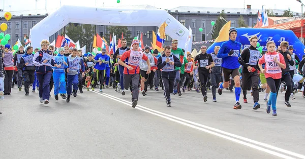 Massenstart Des Sibirischen Marathons — Stockfoto