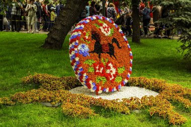 çiçek tasarım, çiçek düzenlemeleri. parlak güzel zarif arması çiçekler,