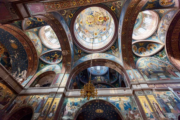 압하지야 아토스는 매혹적 상록수 도시입니다 백조가 수도원 — 스톡 사진