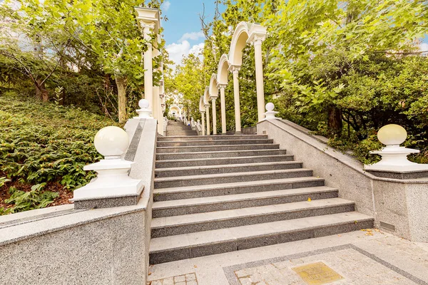 Seaside Park Est Une Des Attractions Yalta Des Beaux Parcs — Photo