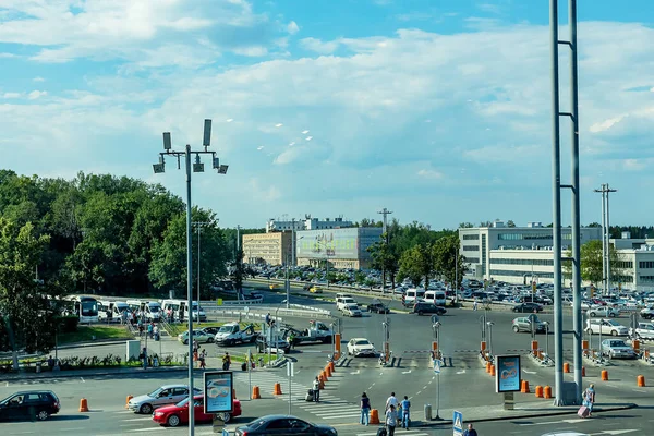 Place Devant Aéroport International Domodedovo Moderne Moscou — Photo