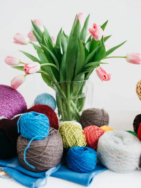 Color Yarn Knitting Knitting Needles Basket Colorful Yarn — Stock Photo, Image