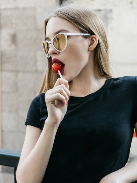 Attractive Young Woman Sunglasses Long Blond Hair Red Lollipop Her — Stock Photo, Image