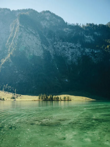 Lago Obersee Cénico Parque Nacional Berchtesgadener Linda Água Verde Teal — Fotografia de Stock