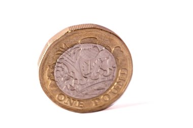 Beyaz arkaplanda izole edilmiş 1 pound para