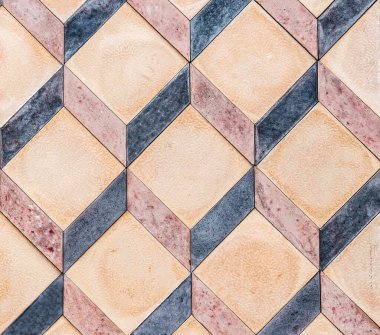 Taş bir duvarın dokusu. Eski kale taşından duvar dokusu. Arka plan ya da doku olarak taş duvar. Bir taş duvarın parçası, arkaplan veya doku için