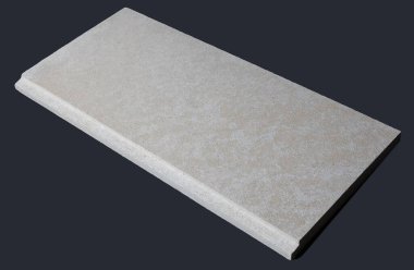 Sütunlarda alçı zarif dekorasyonlar, koyu arkaplan