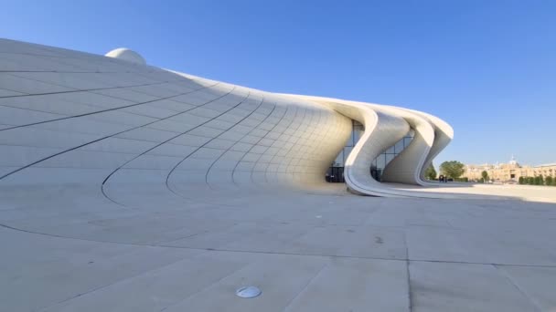 Pusat Heydar Aliyev Museum Arsitek Zaha Hadid — Stok Video