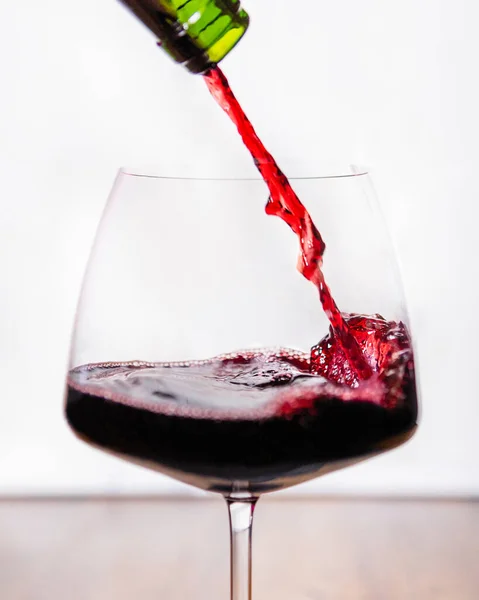 Red Wine Pouring Glass White Background — Stock Photo, Image