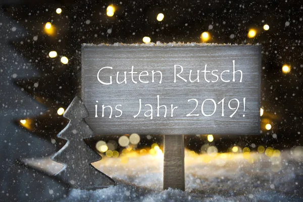 Λευκό χριστουγεννιάτικο δέντρο, εξερευνητικό Rutsch 2019 σημαίνει ευτυχισμένο το νέο έτος, νιφάδες χιονιού — Φωτογραφία Αρχείου
