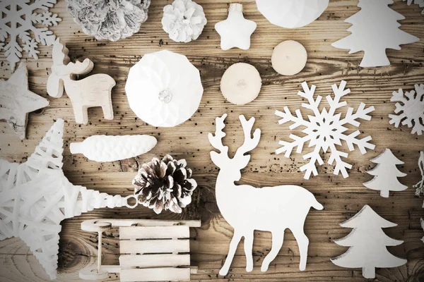 Lay plano brillante de decoración de Navidad de madera blanca — Foto de Stock