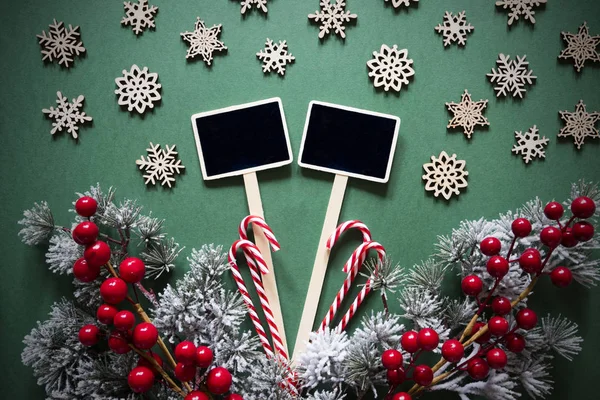 Černé znamení s vánoční dekorace, Retro a mrazivý pohled — Stock fotografie