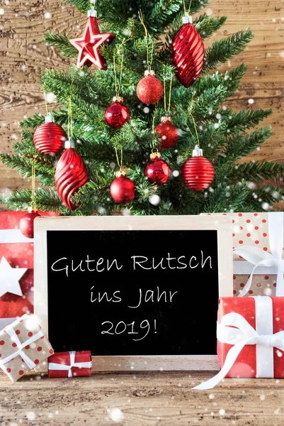 Πολύχρωμο δέντρο με εξερευνητικό Rutsch 2019 σημαίνει νέο έτος — Φωτογραφία Αρχείου