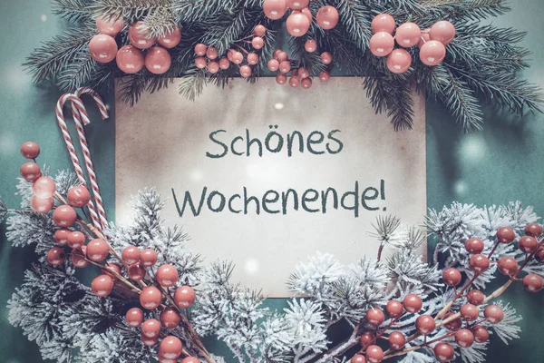 Grinalda de Natal, filial de árvore de abeto, Schoenes Wocheende significa feliz fim de semana — Fotografia de Stock