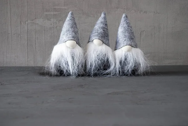 Trois Gnomes Gris, Espace de copie pour la publicité, Ciment — Photo