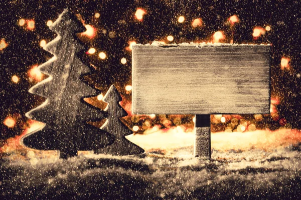 Винтажный знак, Рождественская елка, снег, копировальное пространство, фея огни — стоковое фото