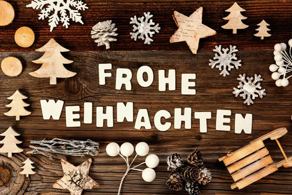 Dekoration, frohe Weihnachten bedeutet frohe Weihnachten, Baum und Schlitten — Stockfoto