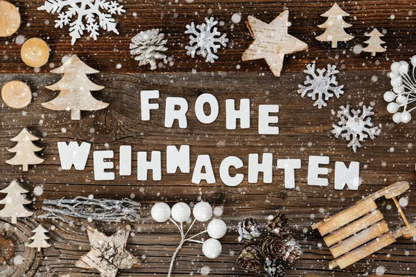 Decoración, Frohe Weihnachten significa Feliz Navidad, Árbol y trineo, Copos de nieve — Foto de Stock