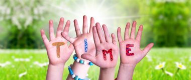 Çocuk Elleri Sözcük İnşa Zamanı, Çimen Çayırı