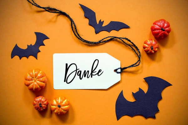 Etikett med Danke betyder tack, halloween och höst dekoration — Stockfoto
