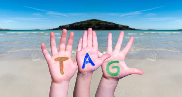 Children Hands Building Word Tag Means Day, Ocean Background — Stock Photo, Image