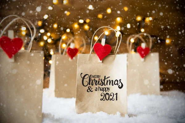Χριστουγεννιάτικη τσάντα αγορών, χιόνι, νιφάδες χιονιού, Καλά Χριστούγεννα και ευτυχισμένο 2021 — Φωτογραφία Αρχείου