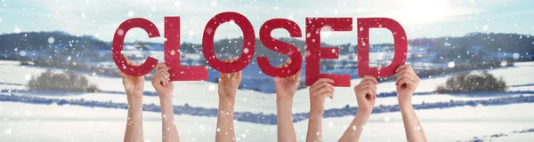 People Hands Holding Word Closed, Snowy Winter Background — Stok Foto