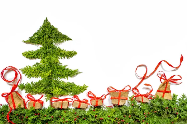 Árbol de Navidad, Regalos Y Regalos, Rama de abeto, Copiar espacio — Foto de Stock