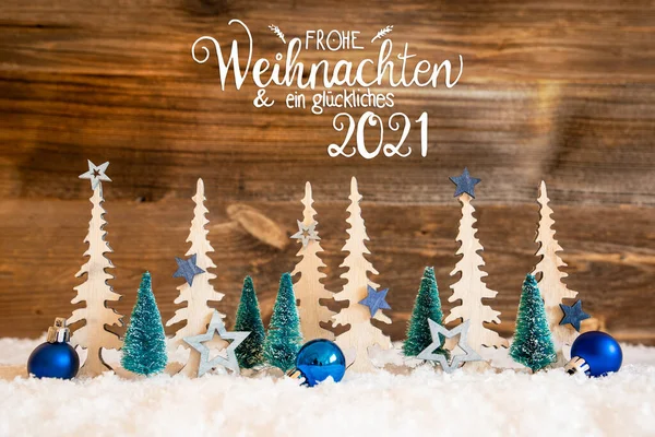 Weihnachtsbaum, Schnee, Blauer Stern, Ball, Glückliches 2021 bedeutet Glücklich 2021, Holz — Stockfoto