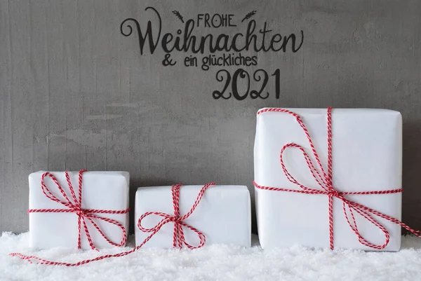Vánoční dárky, Sníh, Cement, Glueckliches 2021 znamená Happy 2021 — Stock fotografie