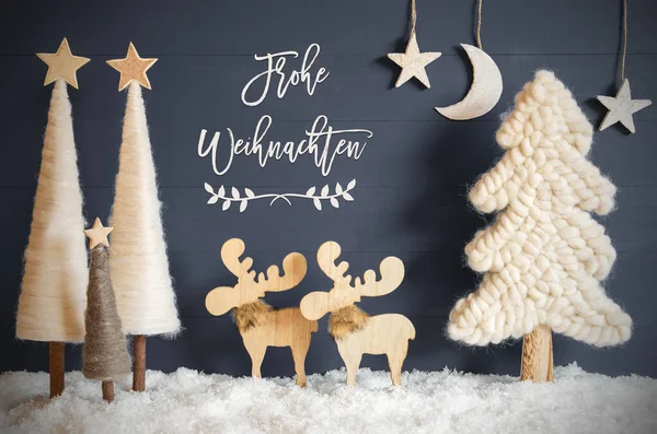 Juletre, elg, måne, stjerner, snø, frokostblanding betyr god jul – stockfoto