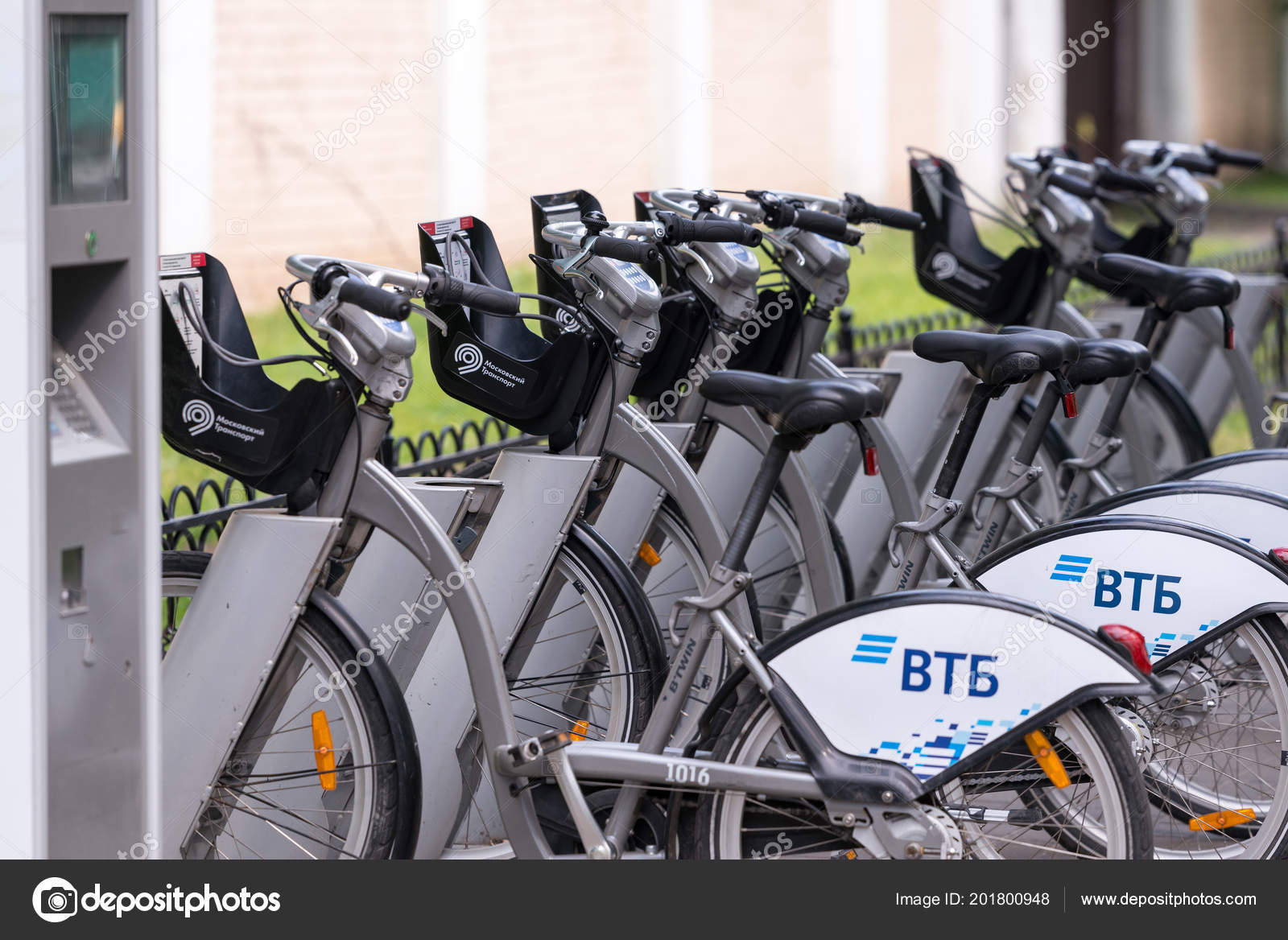 bike stand photography