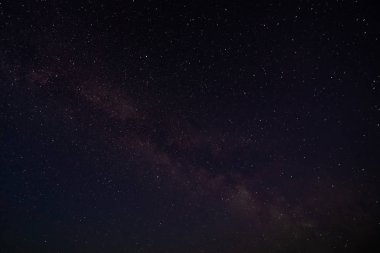 Yaz Samanyolu Fort Davis, Teksas yakınlarındaki Macdonald Gözlemevi üzerinde yükselir.