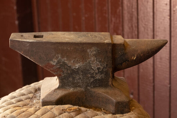 Anvil and horseshoes on an altarpiece in the neighborhood of Parelheiros, south zone of Sao Paulo, SP.