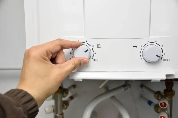 Hand Draaien Temperatuur Regelaar Van Boiler Hoge Temp — Stockfoto