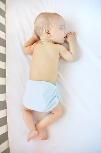 Recortado Disparo Adorable Bebé Tomando Una Siesta — Foto de Stock