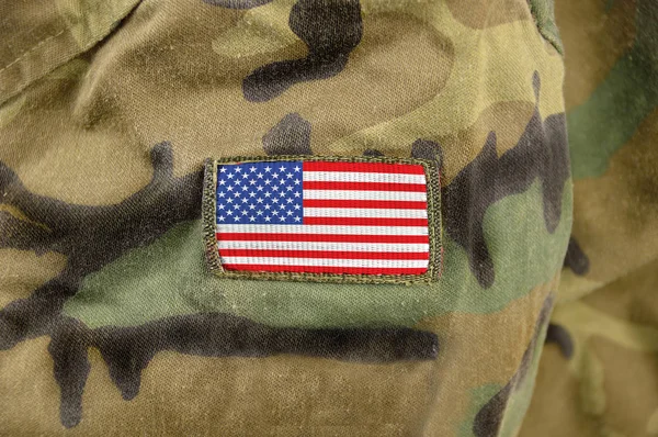 Vértes Lövés Egy Katona Egyenruhát Egyesült Államok Zászlót Vágott — Stock Fotó