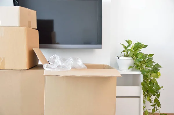 Cajas Móviles Habitación Vacía — Foto de Stock