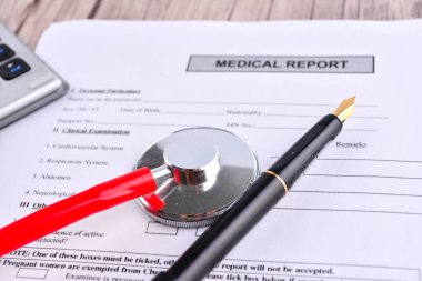 Sağlık raporu ile Shethoscope. Tıbbi ve Healhcare kavramı