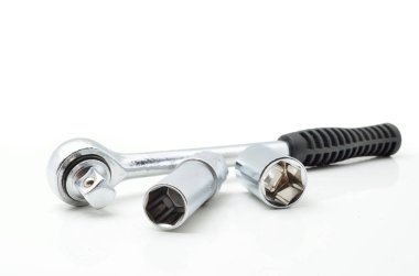 kilit ve değiştirilebilir başkanları için krom lokma anahtar kümesi. Beyaz arka plan üzerinde izole