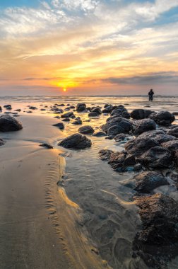 Güzel manzaralı sabah ne zaman kadar yükselen güneş