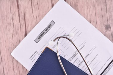 Sağlık raporu ile Shethoscope. Tıbbi ve Healhcare kavramı