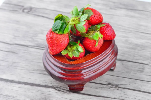 Appetizing Strawberry Bowl Wooden Background — Stock Photo, Image