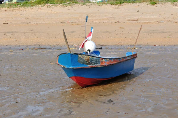 Fishing Boat Beach Morning — Stock Photo, Image