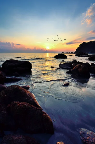 Belleza Paisaje Con Salida Del Sol Sobre Mar — Foto de Stock