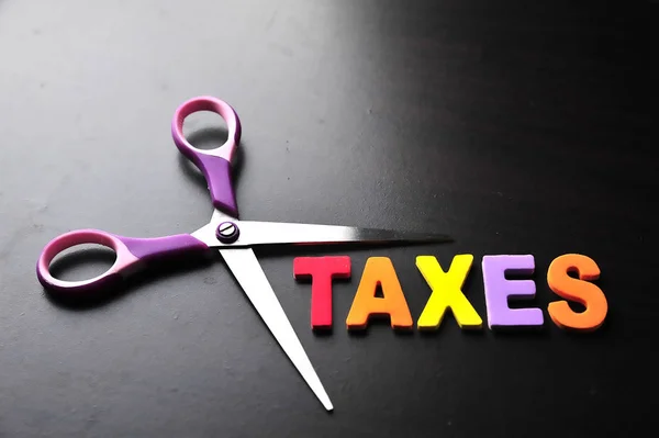 剪刀和字母表税 — 图库照片